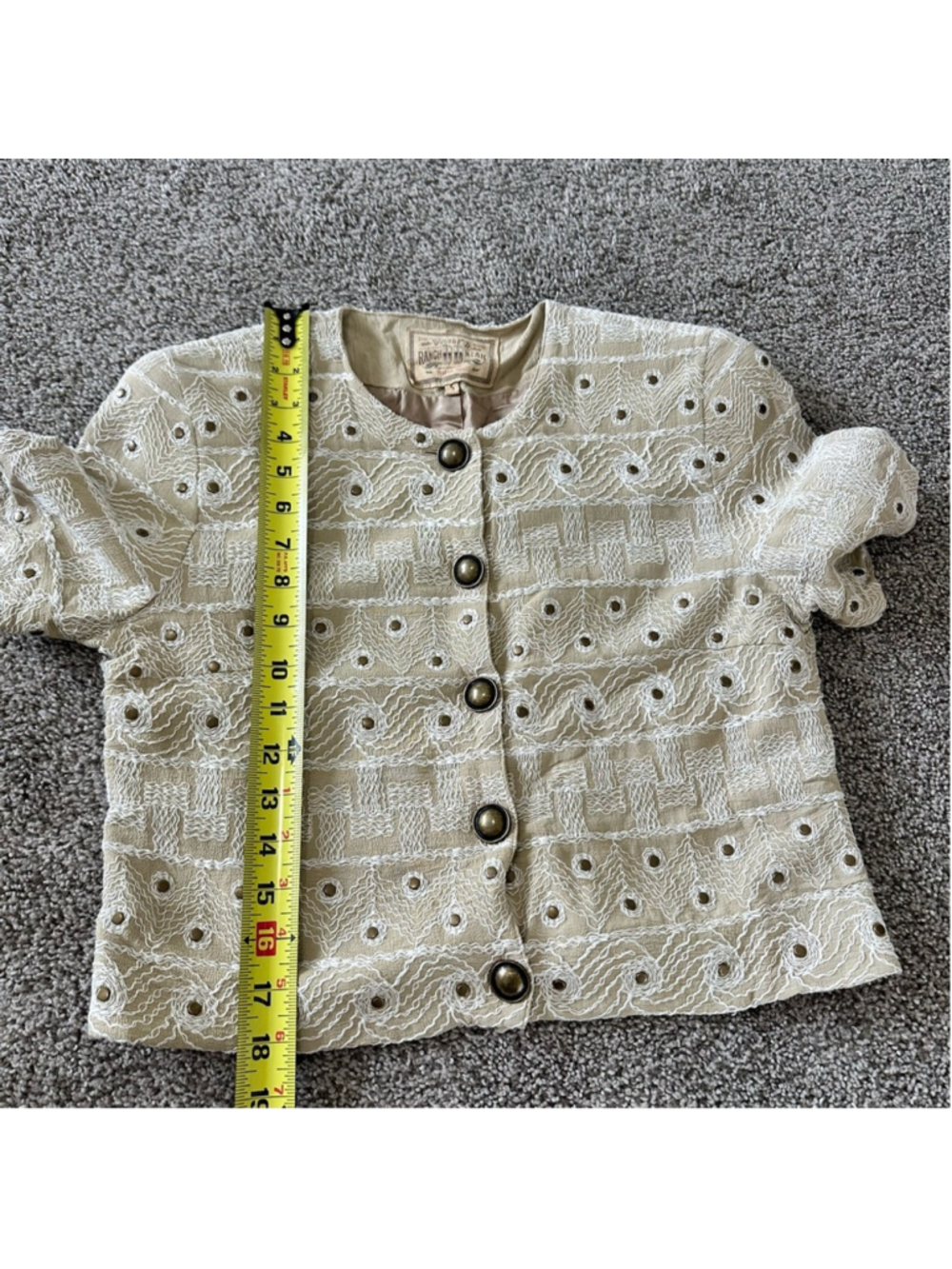 Double D Ranch Beige Textured Embroidered Buttoned Top Small - Picture 11 of 11